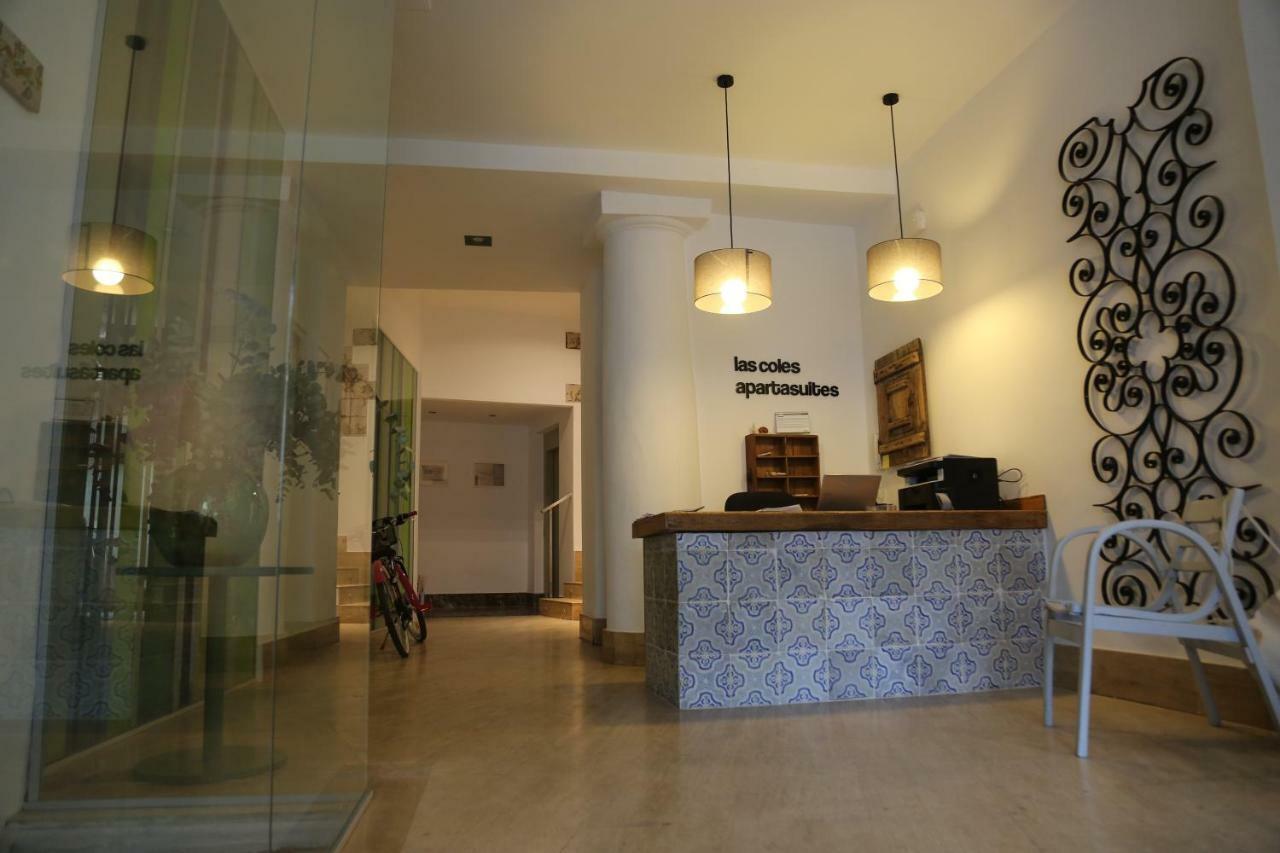 Las Coles Apartasuites ชาทีวา ภายนอก รูปภาพ