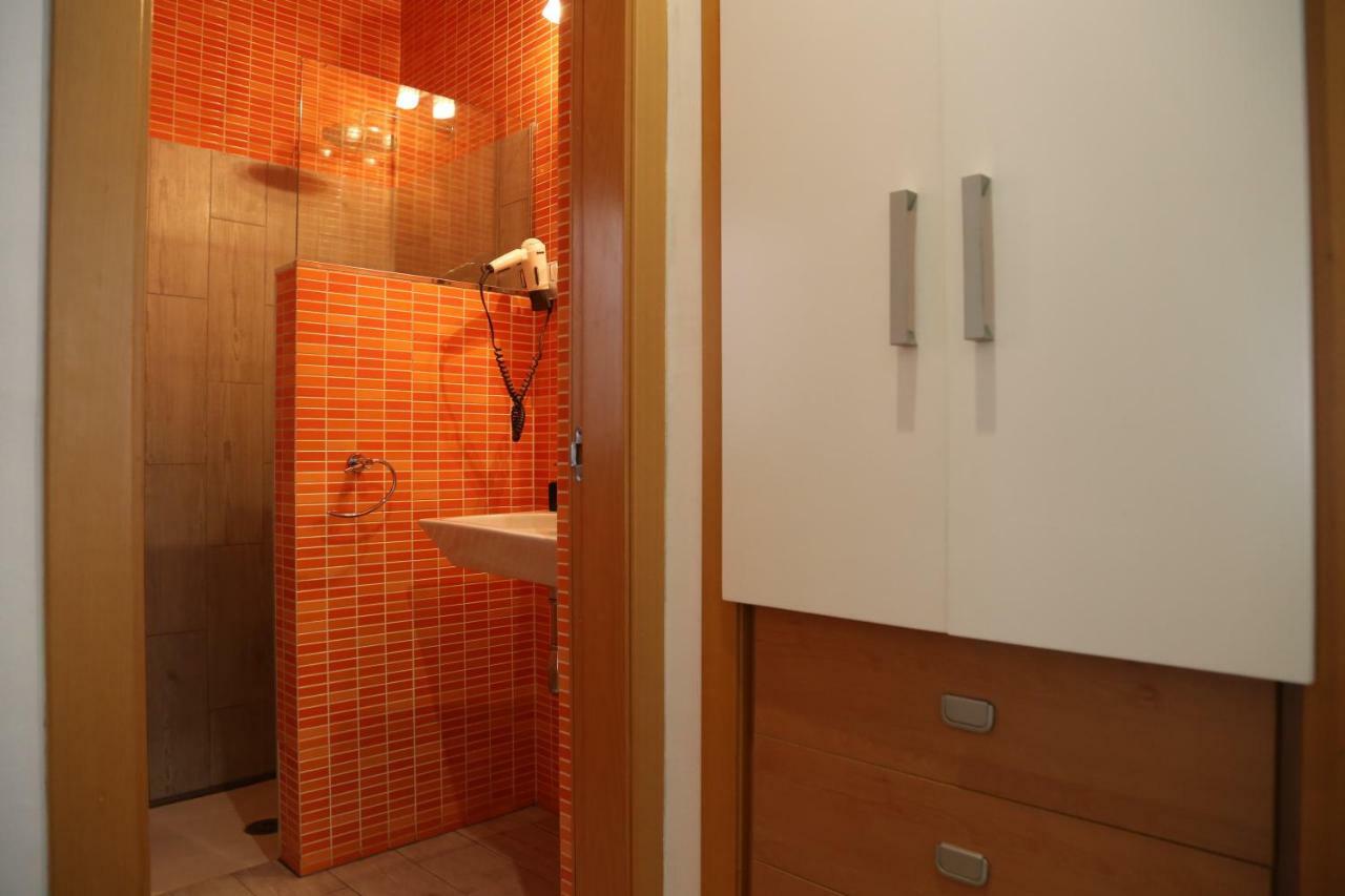 Las Coles Apartasuites ชาทีวา ภายนอก รูปภาพ