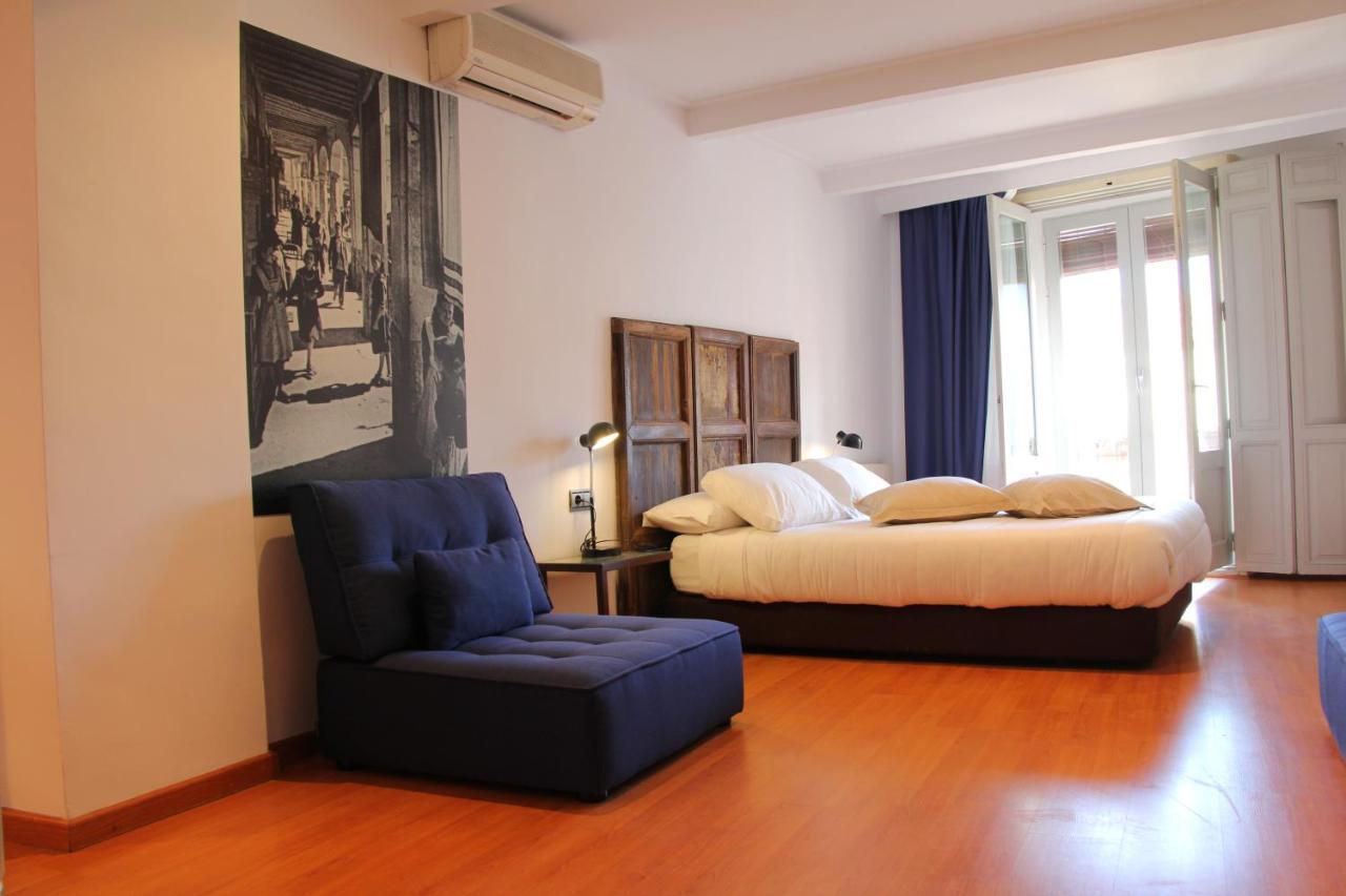 Las Coles Apartasuites ชาทีวา ภายนอก รูปภาพ