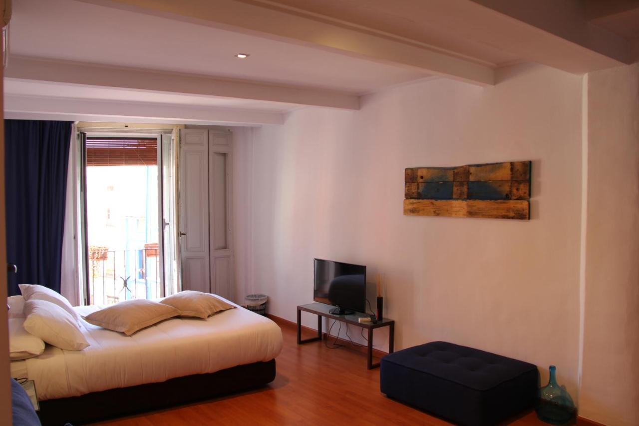Las Coles Apartasuites ชาทีวา ภายนอก รูปภาพ
